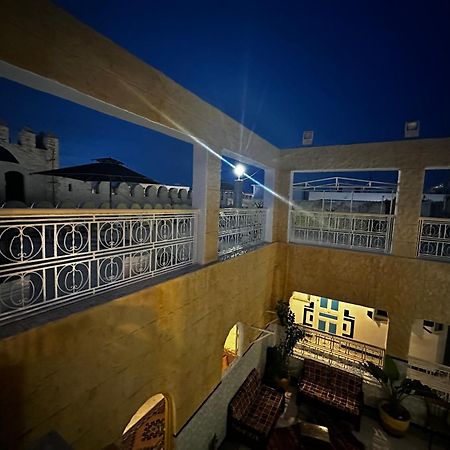 Hotel Paris ซุส ภายนอก รูปภาพ