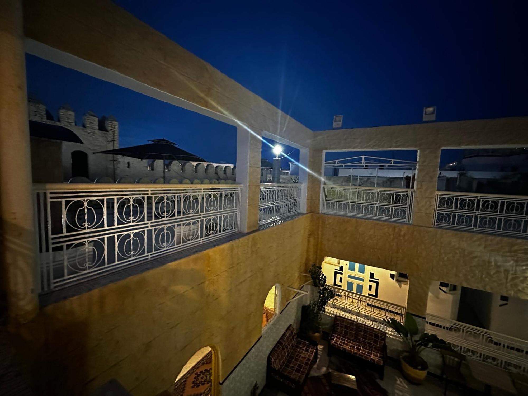 Hotel Paris ซุส ภายนอก รูปภาพ