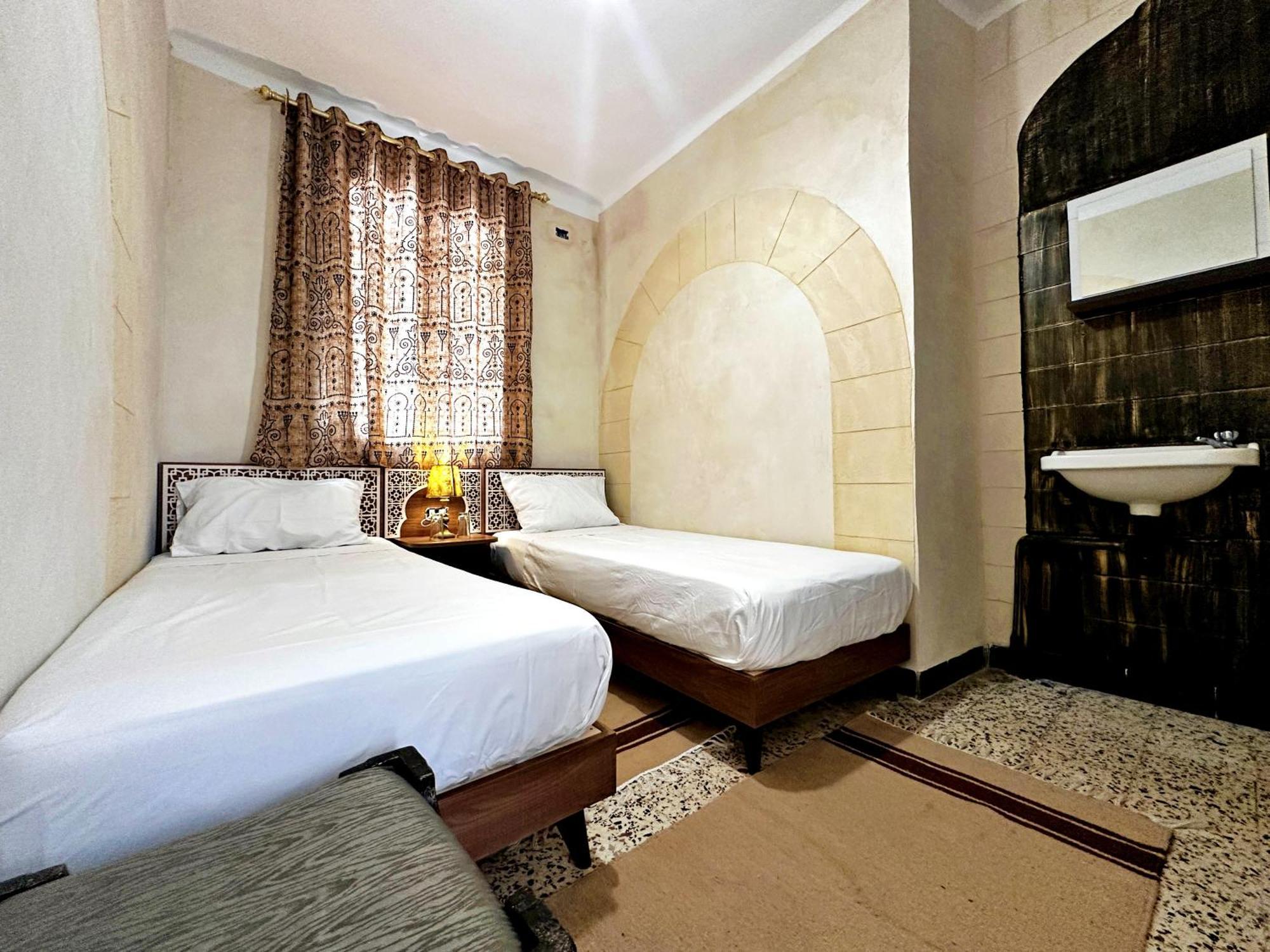 Hotel Paris ซุส ภายนอก รูปภาพ